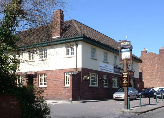 The Nursery, Heaton Norris - CAMRA's National Pub of the Year for 2001